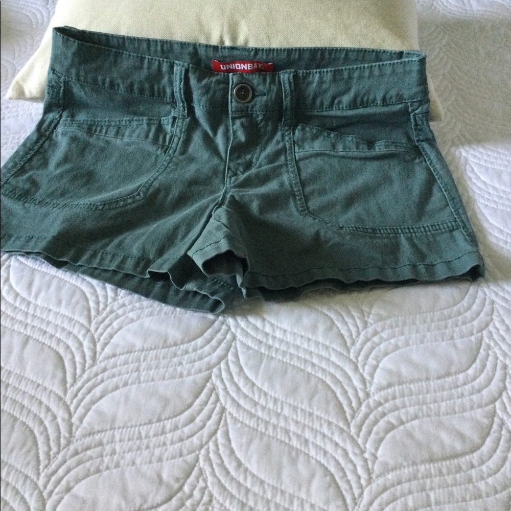 Women’s/Junior’s Union Bay Short Size 9.